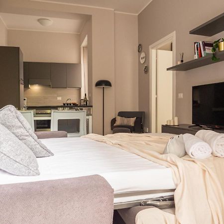The Best Rent - Apartment With Balcony In Milan Downtown Bagian luar foto
