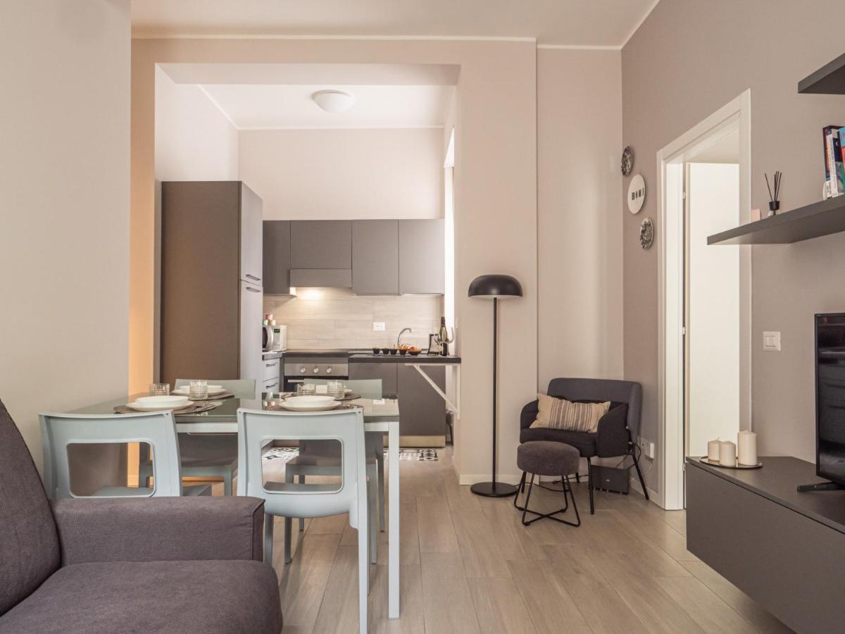 The Best Rent - Apartment With Balcony In Milan Downtown Bagian luar foto