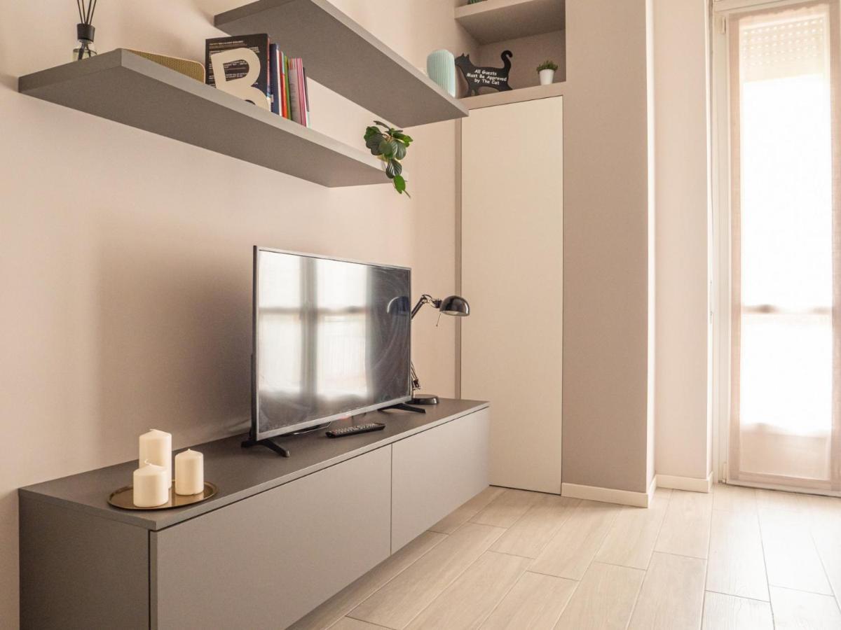 The Best Rent - Apartment With Balcony In Milan Downtown Bagian luar foto