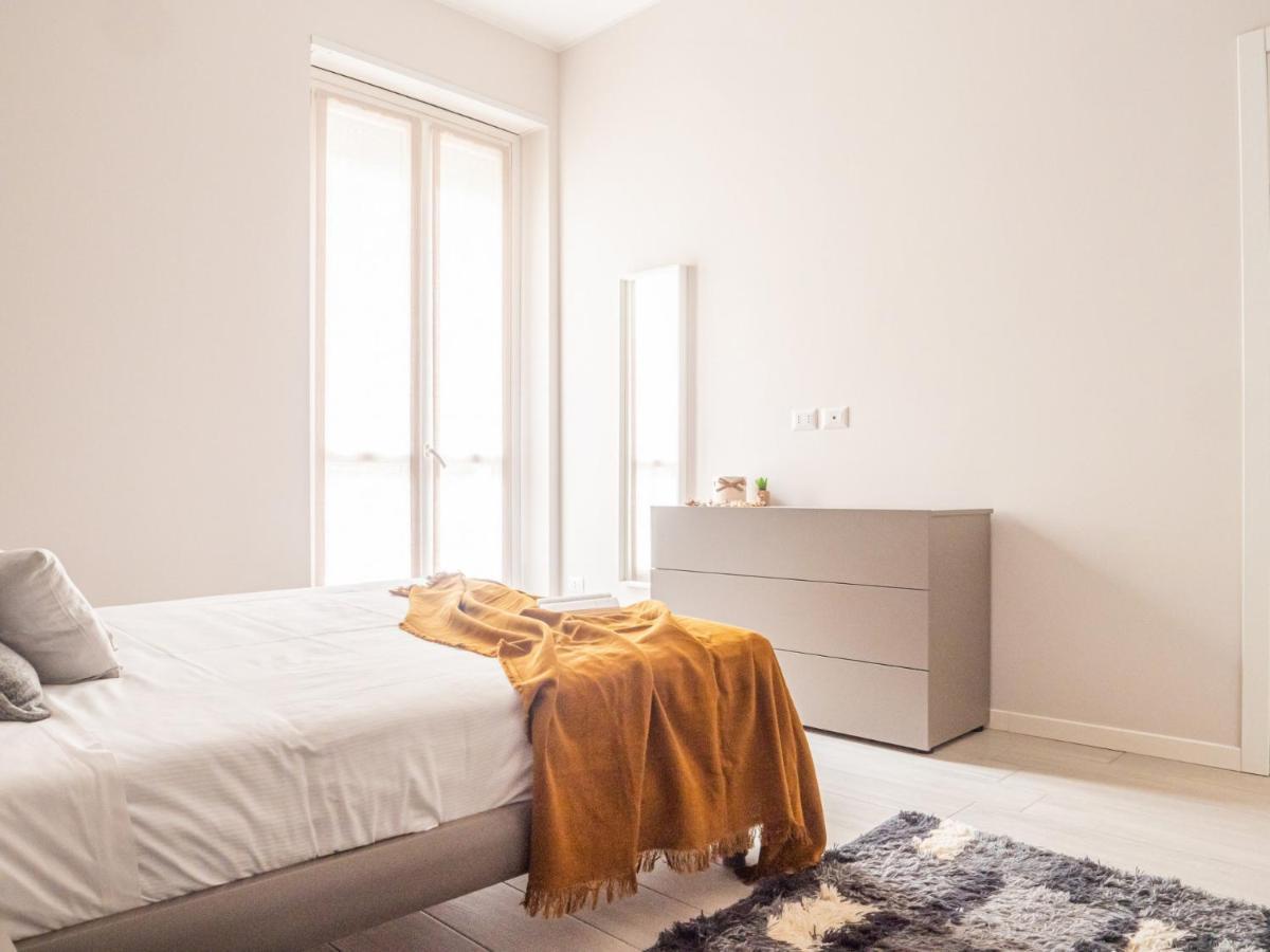 The Best Rent - Apartment With Balcony In Milan Downtown Bagian luar foto